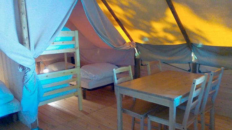 Camping Le Nid Du Parc Villars-les-Dombes Εξωτερικό φωτογραφία